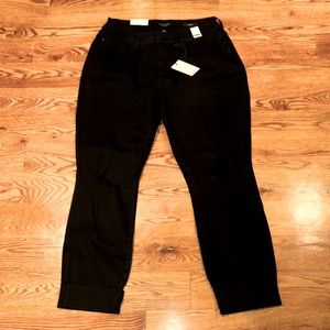 Judy Blue, size 14W, slim fit